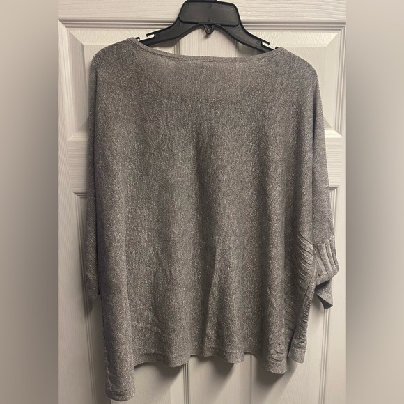 Anthropologie Silver “Alicia” Linen Blend Metallic Shimmer Top Size Medium - Picture 6 of 6